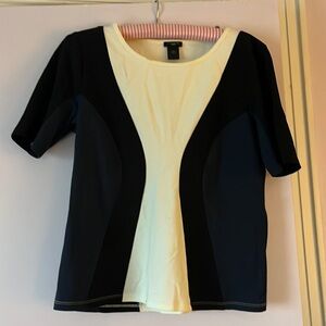 ANN TAYLOR Tricolor top cream or off white/black/navy blue-excellent condition